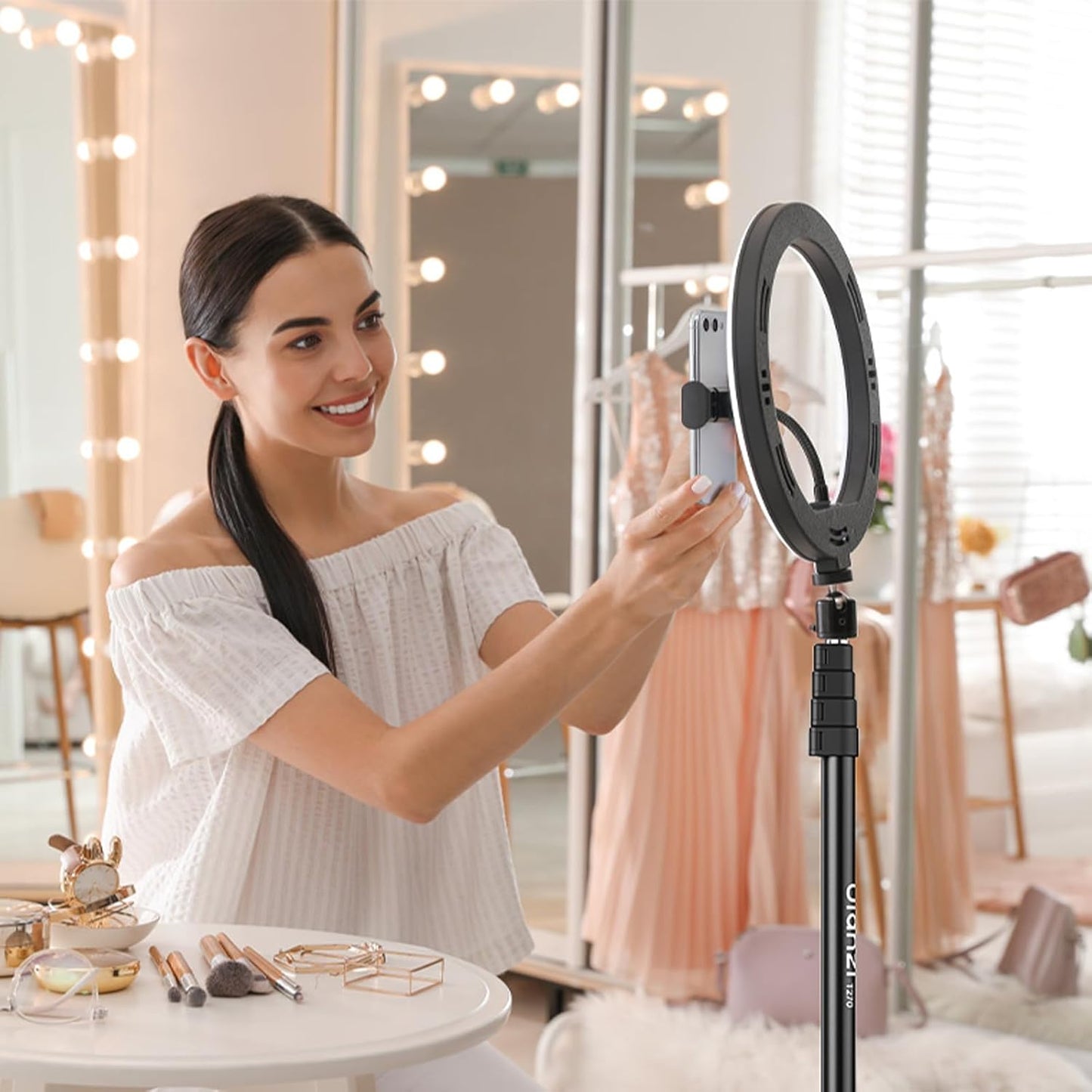 ULANZI TT43 6.23ft Extendable Light Stand, Aluminum Tripod for Studio